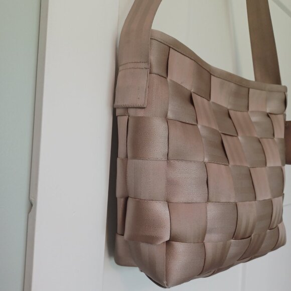 Harvey's Original Seatbelt Extra Large Purse/Tote Blush Beige - Picture 4 of 16